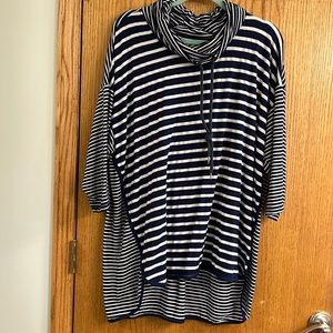 Plus size 3/4 length striped tee navy and white